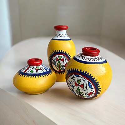 Handpainted Teracotta Small Vases Yellow with Red Top